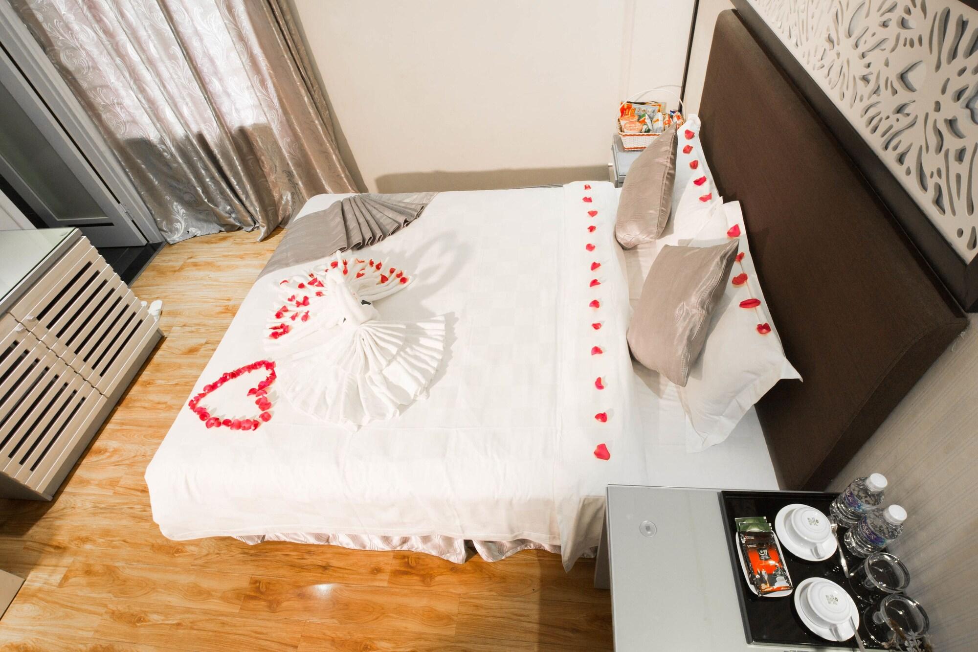 האנוי Riverside Boutique Hotel מראה חיצוני תמונה