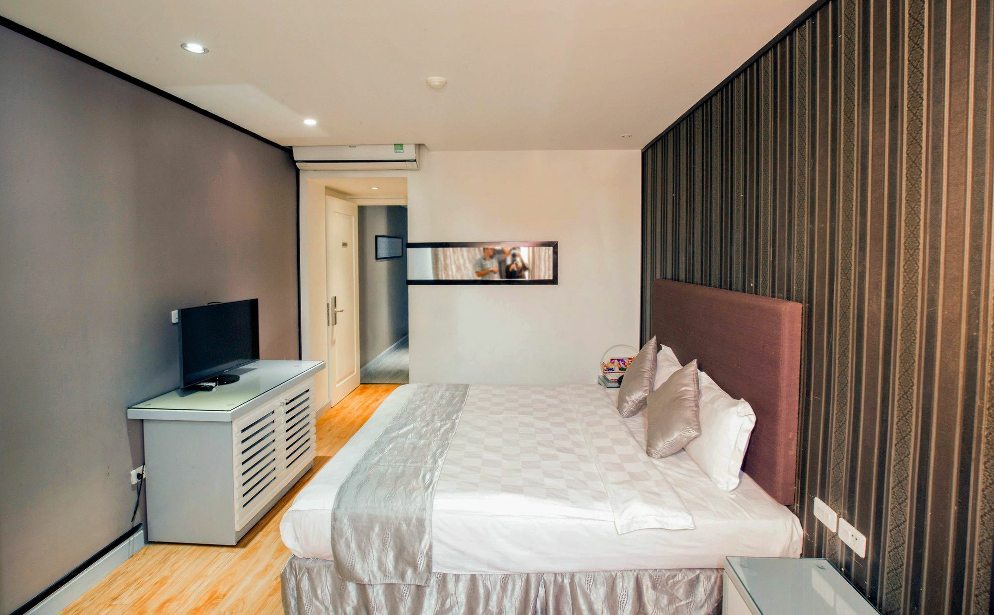 האנוי Riverside Boutique Hotel מראה חיצוני תמונה